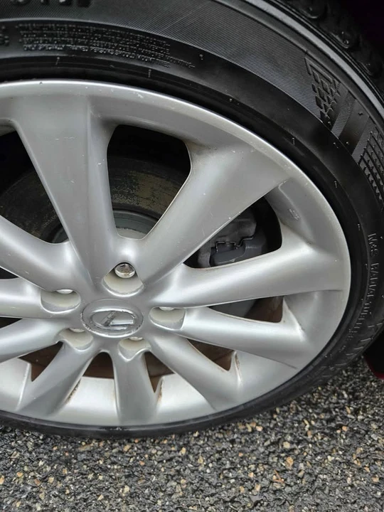 2009 Lexus IS 2nd Gen - Image 16 of 18