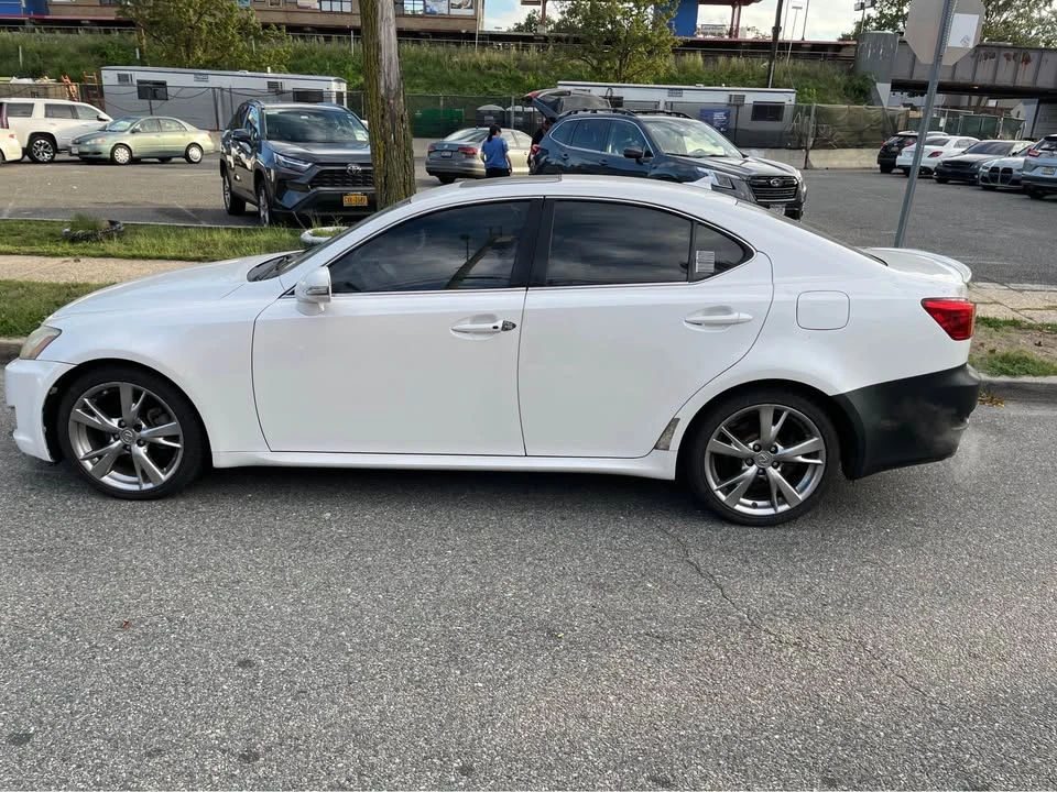 2009 Lexus IS 2nd Gen - Image 6 of 7