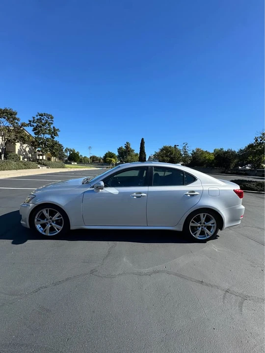 2009 Lexus IS 2nd Gen - Image 6 of 16