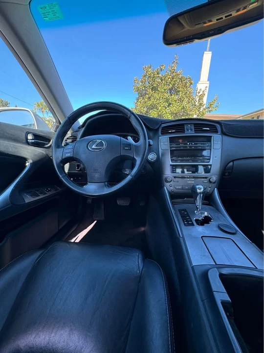 2009 Lexus IS 2nd Gen - Image 15 of 16