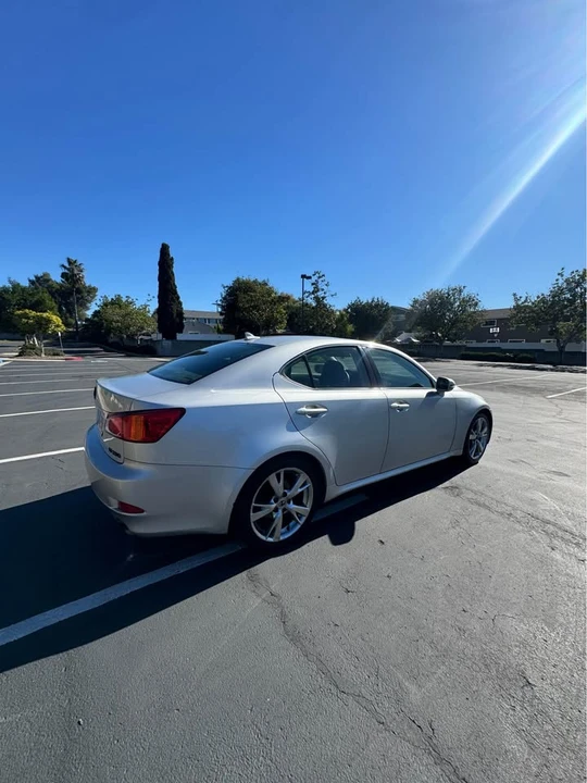 2009 Lexus IS 2nd Gen - Image 7 of 16