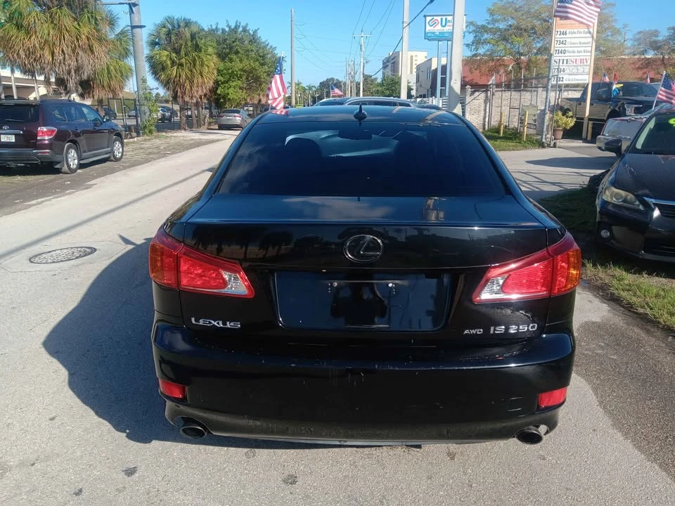 2009 Lexus IS 2nd Gen - Image 4 of 11