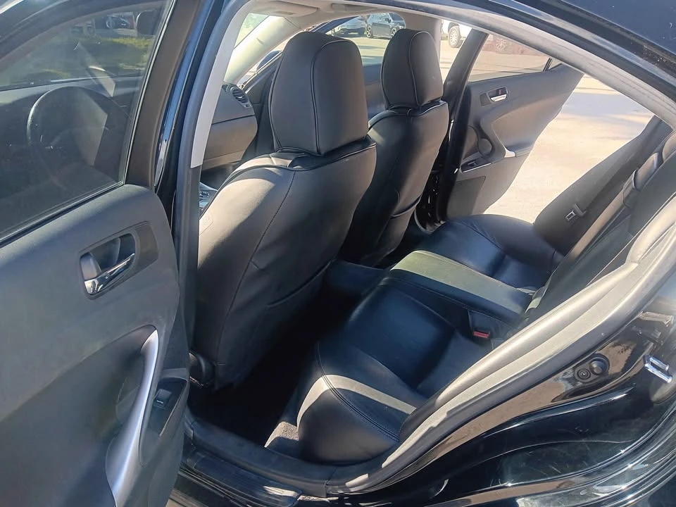 2009 Lexus IS 2nd Gen - Image 10 of 11
