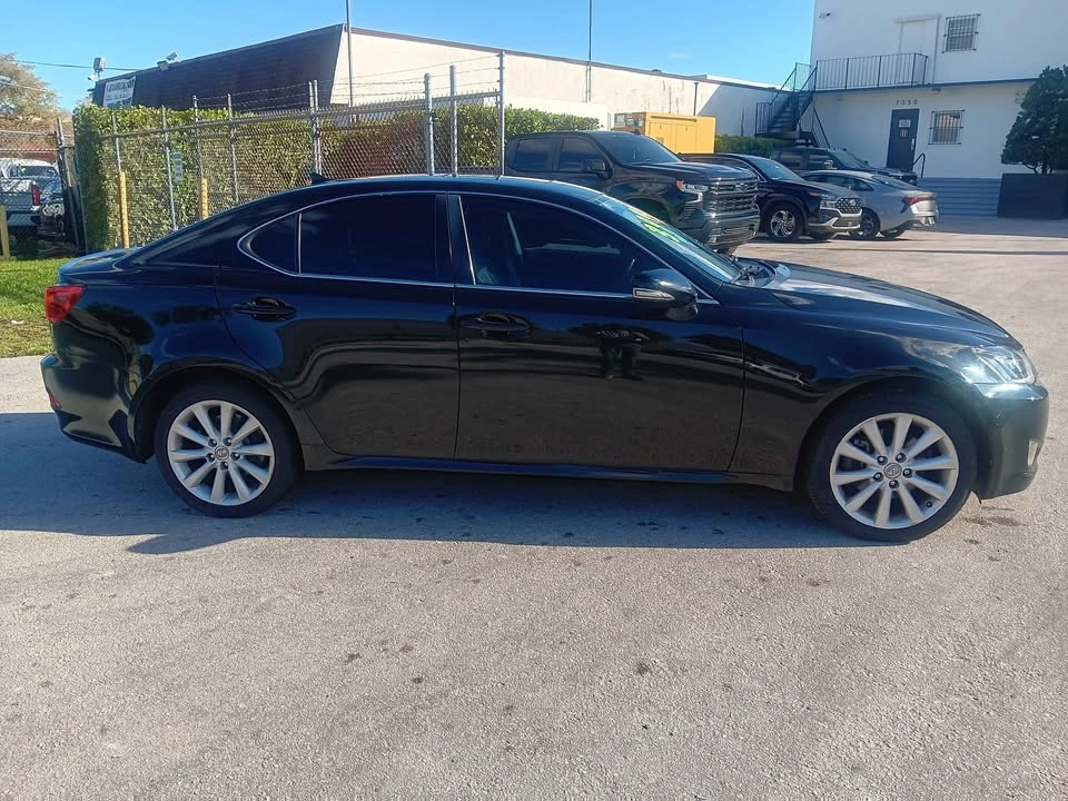 2009 Lexus IS 2nd Gen - Image 6 of 11