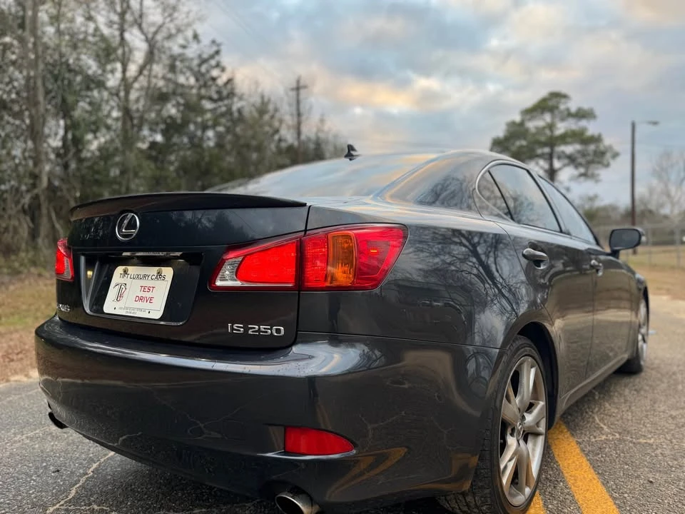 2009 Lexus IS 2nd Gen - Image 4 of 15