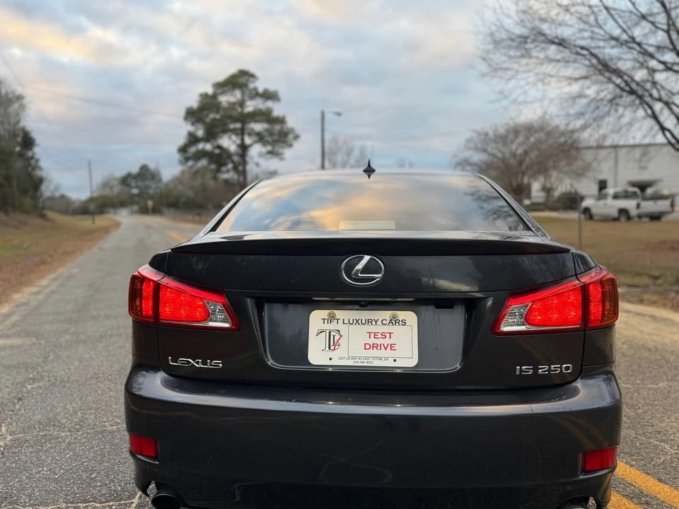 2009 Lexus IS 2nd Gen - Image 3 of 15