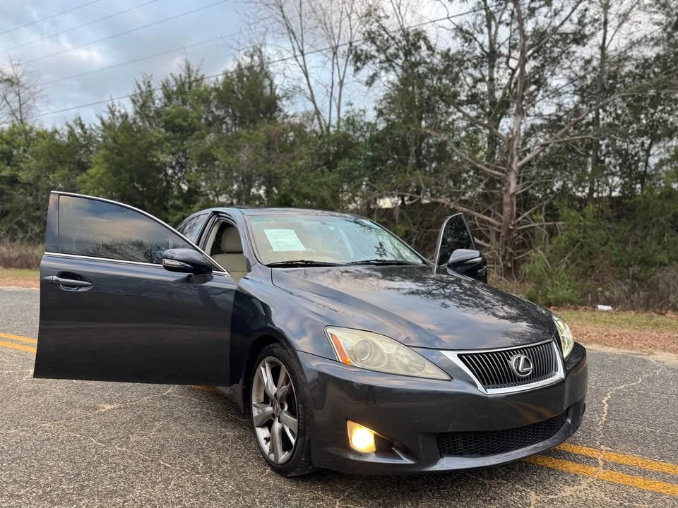 2009 Lexus IS 2nd Gen - Image 14 of 15
