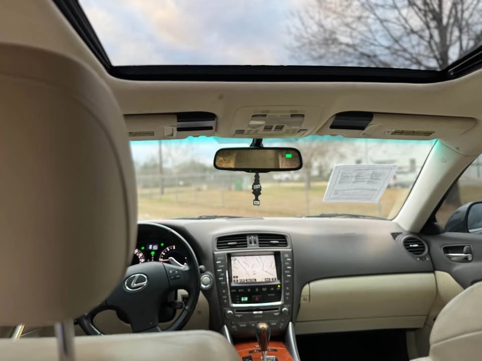 2009 Lexus IS 2nd Gen - Image 11 of 15