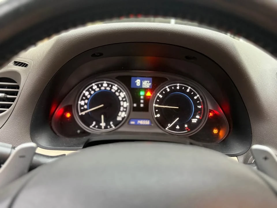 2009 Lexus IS 2nd Gen - Image 5 of 6