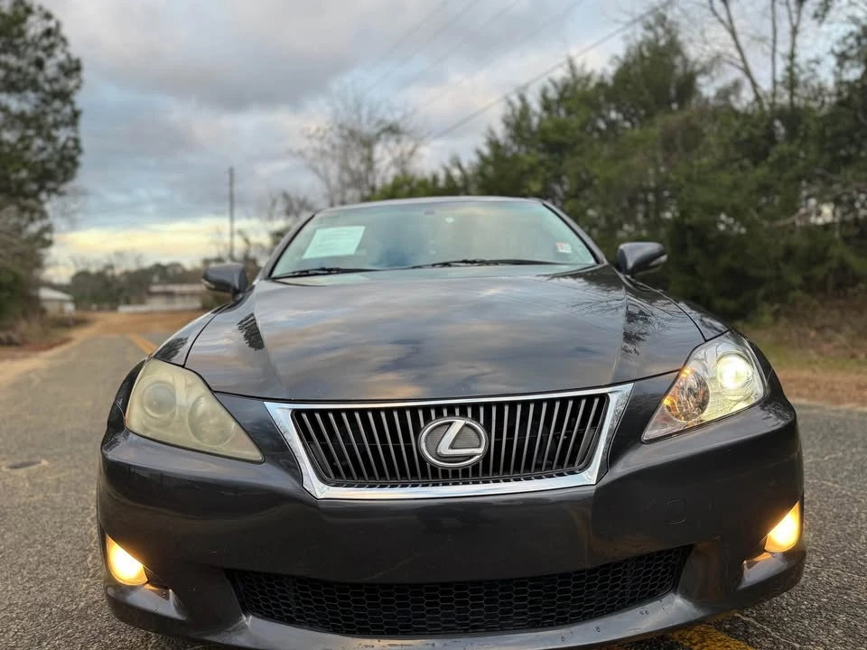 2009 Lexus IS 2nd Gen - Image 2 of 15