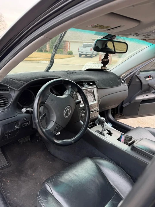 2009 Lexus IS 2nd Gen - Image 4 of 8