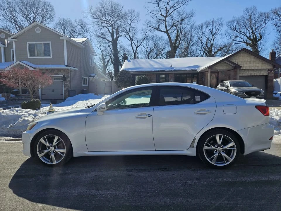 2009 Lexus IS 2nd Gen - Image 9 of 14