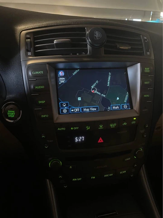 2009 Lexus IS 2nd Gen - Image 11 of 12