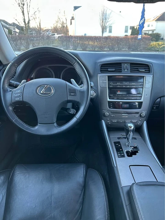 2009 Lexus IS 2nd Gen - Image 6 of 17