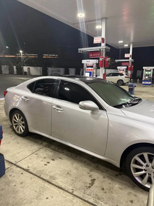 2009 Lexus IS 2nd Gen - Image 3 of 12