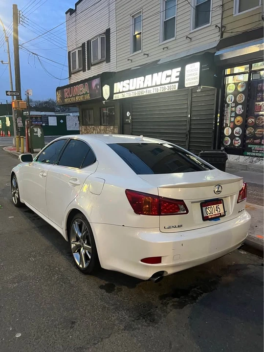 2009 Lexus IS 2nd Gen - Image 15 of 16