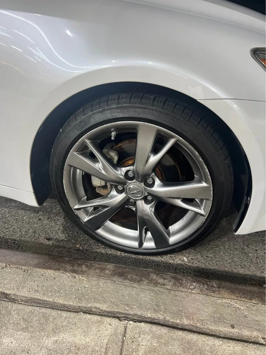 2009 Lexus IS 2nd Gen - Image 11 of 16