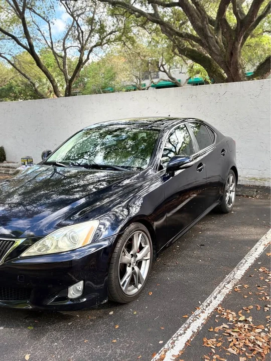 2009 Lexus IS 2nd Gen - Image 4 of 11