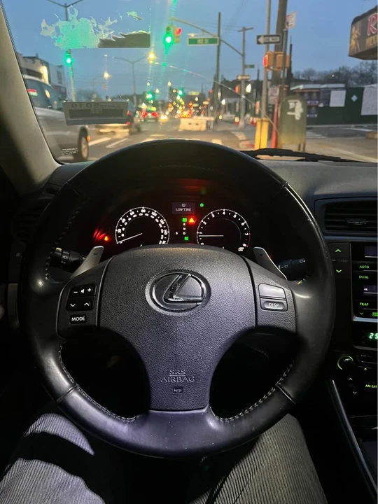 2009 Lexus IS 2nd Gen - Image 6 of 16