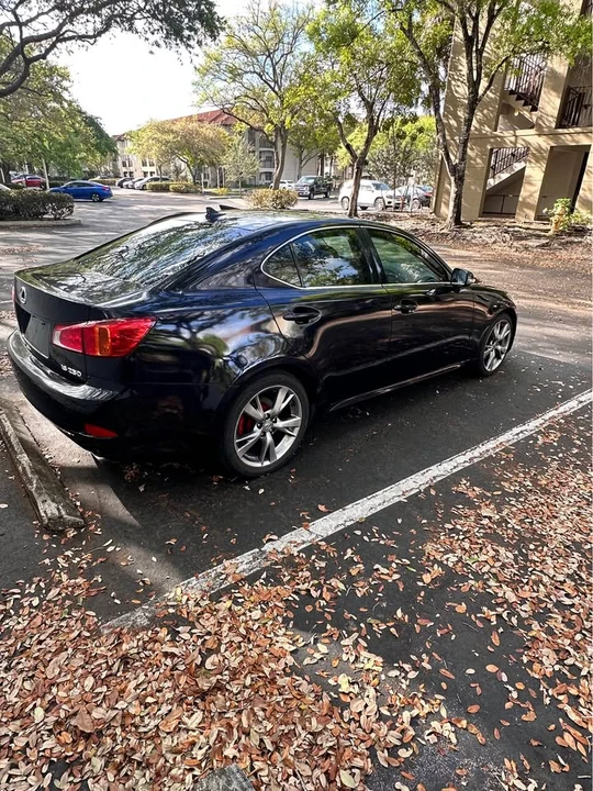 2009 Lexus IS 2nd Gen - Image 10 of 11
