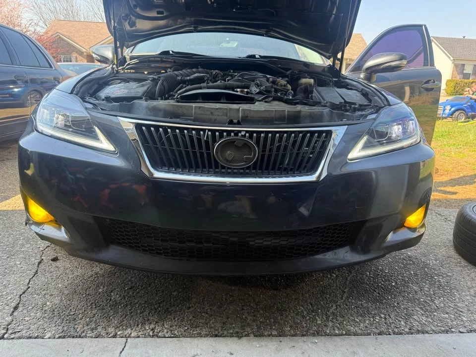 2009 Lexus IS 2nd Gen - Image 5 of 16