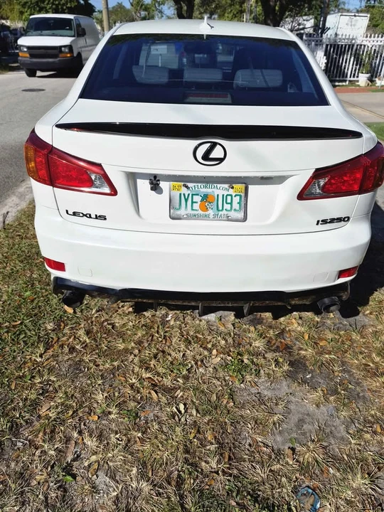 2009 Lexus IS 2nd Gen - Image 2 of 11