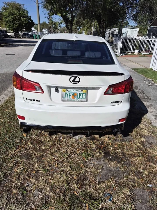 2009 Lexus IS 2nd Gen - Image 11 of 11