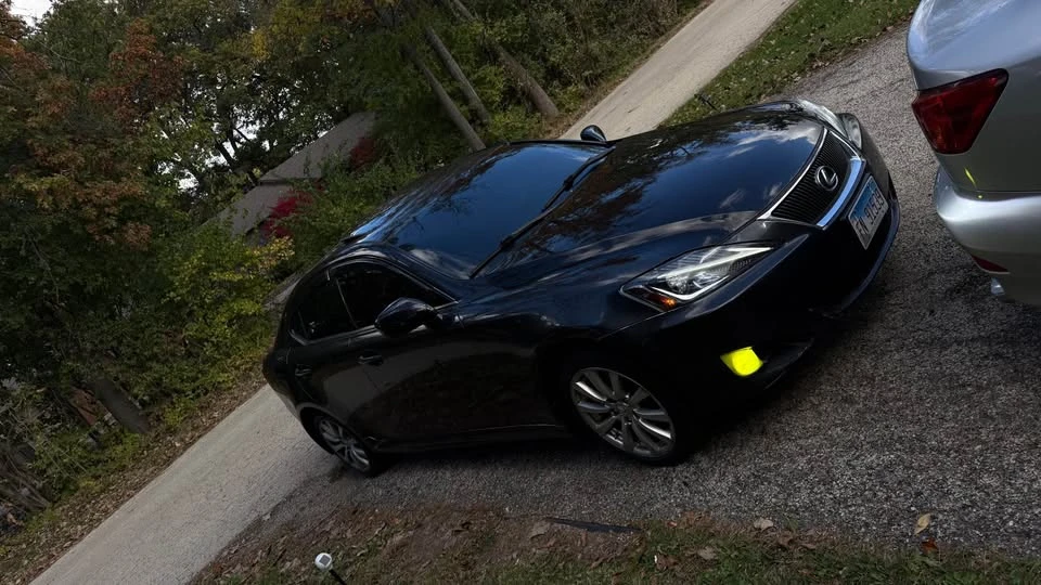 2009 Lexus IS 2nd Gen - Image 5 of 6