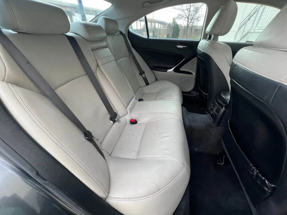 2009 Lexus IS 2nd Gen - Image 13 of 16