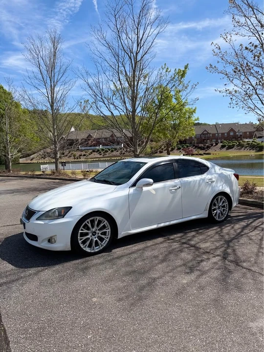 2009 Lexus IS 2nd Gen - Image 13 of 21
