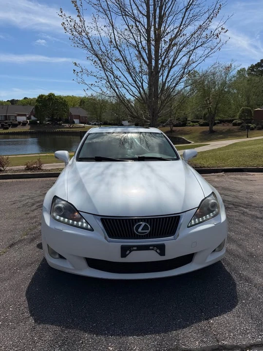 2009 Lexus IS 2nd Gen - Image 19 of 21