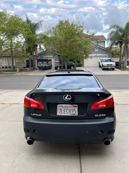 2009 Lexus IS 2nd Gen - Image 6 of 13