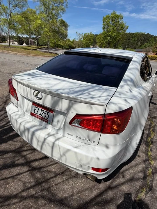 2009 Lexus IS 2nd Gen - Image 15 of 21