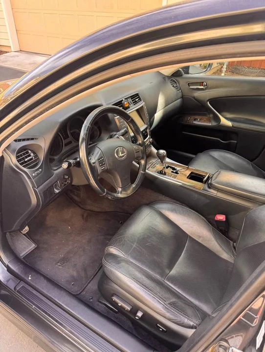 2009 Lexus IS 2nd Gen - Image 8 of 16