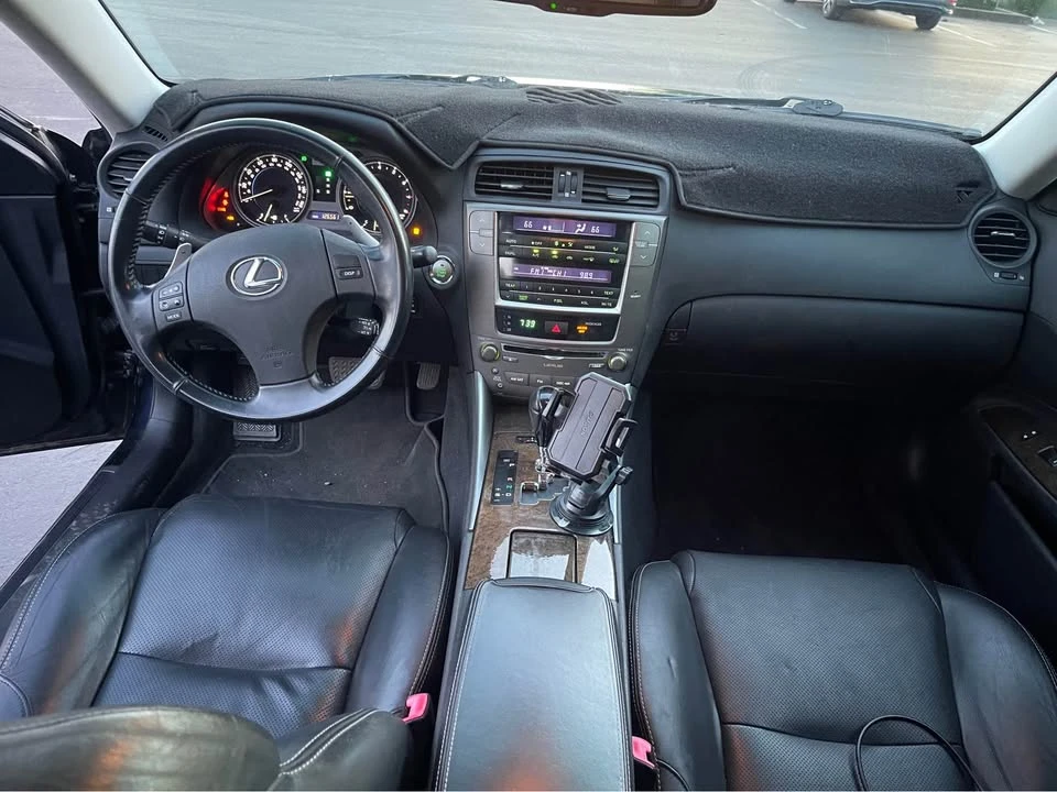 2009 Lexus IS 2nd Gen - Image 13 of 20