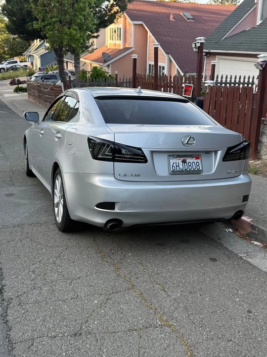 2009 Lexus IS 2nd Gen - Image 4 of 10