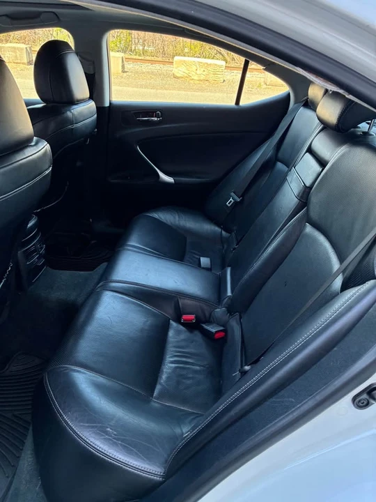 2009 Lexus IS 2nd Gen - Image 8 of 10