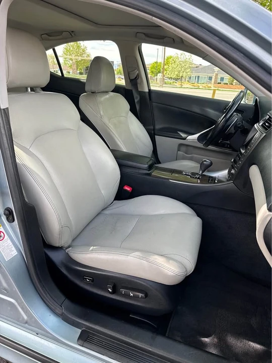 2009 Lexus IS 2nd Gen - Image 13 of 18