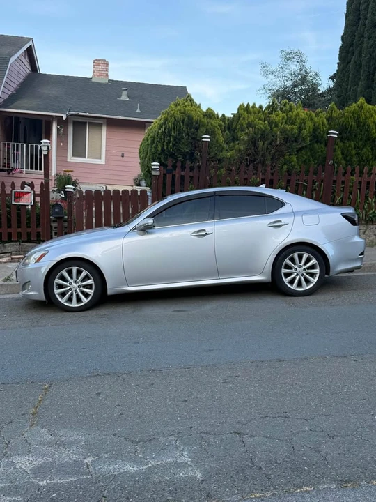 2009 Lexus IS 2nd Gen - Image 3 of 10