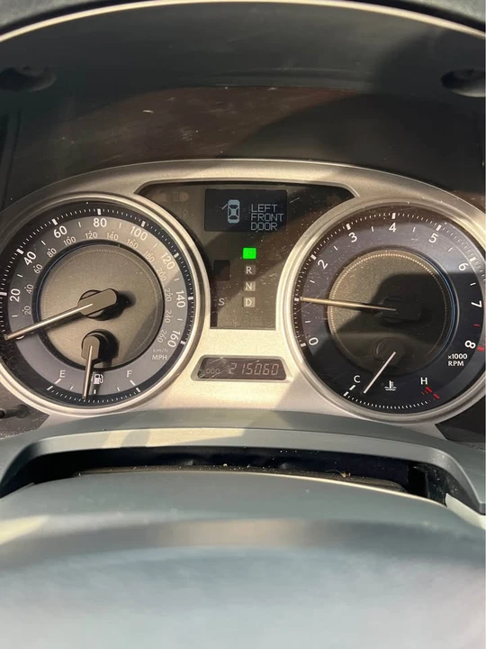 2009 Lexus IS 2nd Gen - Image 11 of 12