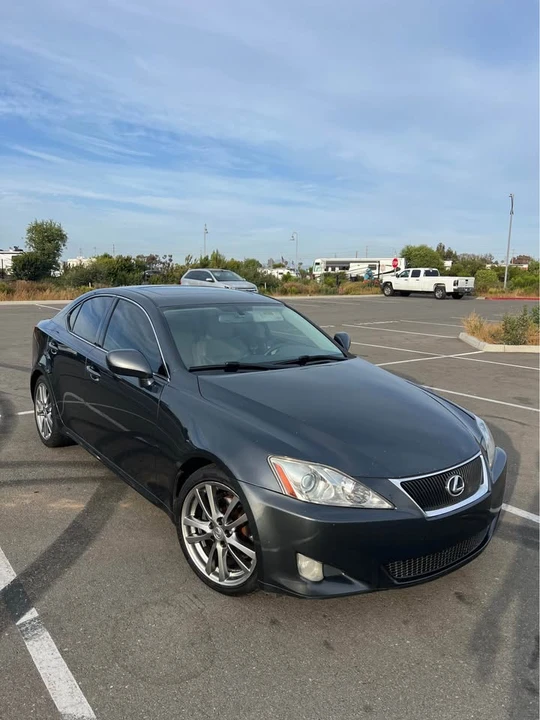 2009 Lexus IS 2nd Gen - Image 2 of 12