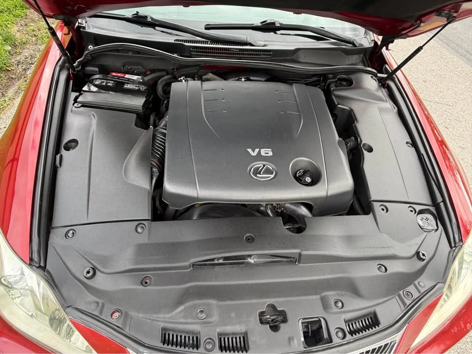 2009 Lexus IS 2nd Gen - Image 11 of 13