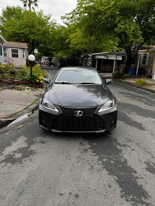 2009 Lexus IS 2nd Gen - Image 4 of 12