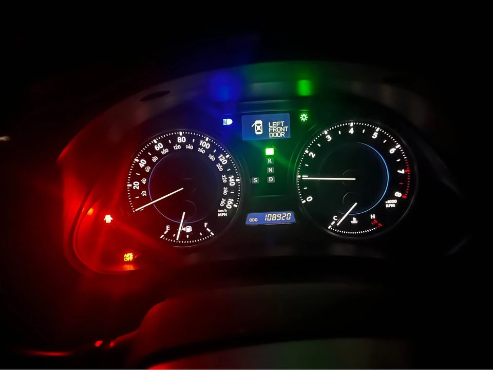 2009 Lexus IS 2nd Gen - Image 3 of 4
