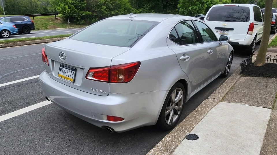 2009 Lexus IS 2nd Gen - Image 3 of 4