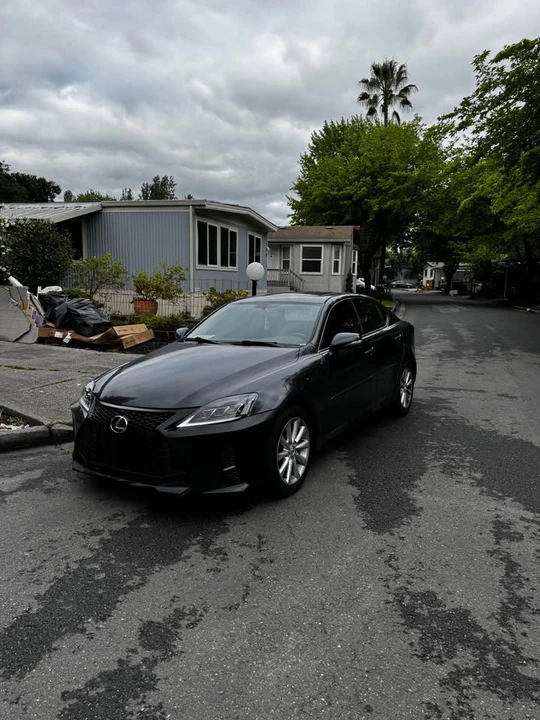 2009 Lexus IS 2nd Gen - Image 2 of 12