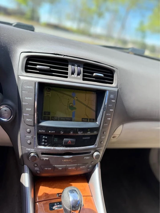 2009 Lexus IS 2nd Gen - Image 12 of 21