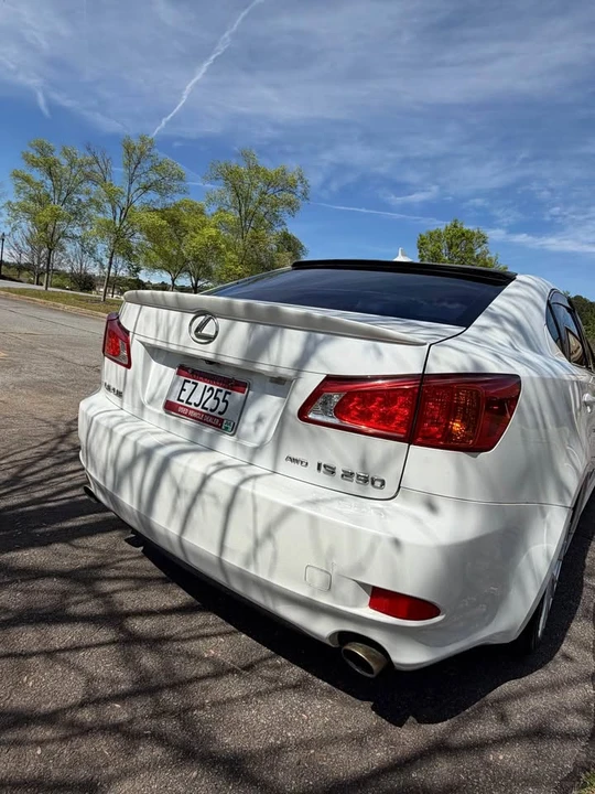 2009 Lexus IS 2nd Gen - Image 6 of 21