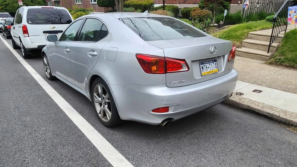 2009 Lexus IS 2nd Gen - Image 4 of 4