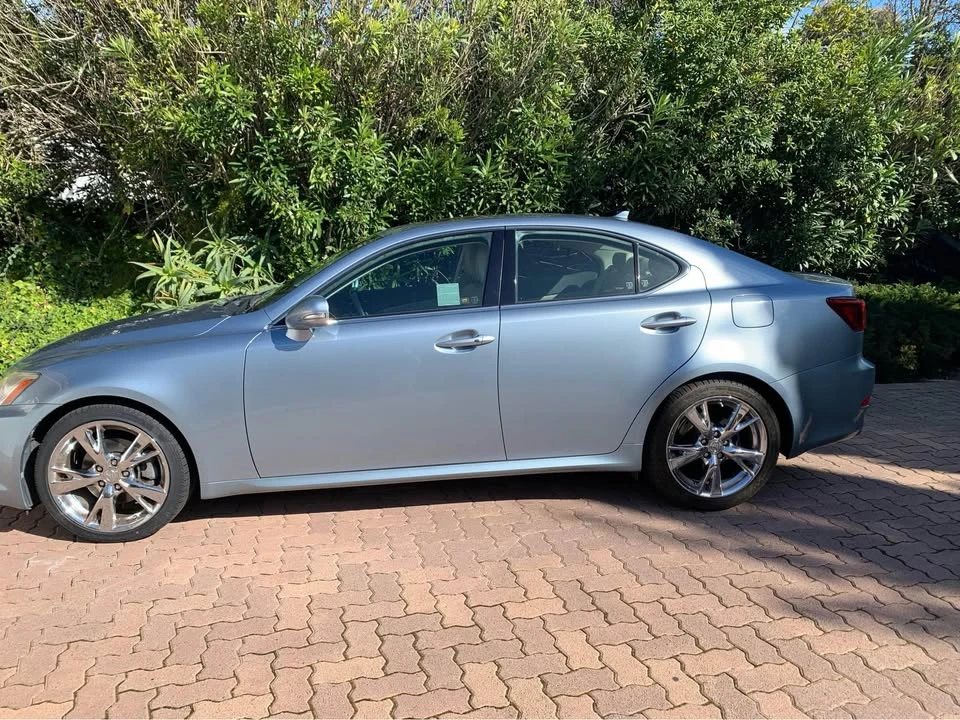 2009 Lexus IS 2nd Gen - Image 6 of 15
